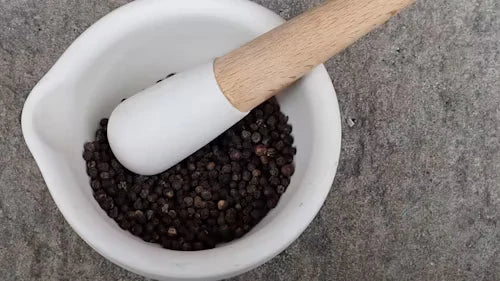 Dogs and Black Pepper: Can It Be a Healthy Addition to Their Diet?